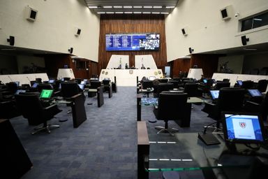 Segue para sanção projeto que regulamenta estrutura da cadeia fornecedora da CEASA