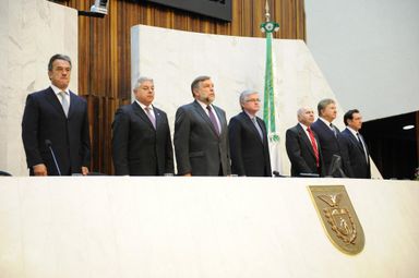 Flávio Arns apresenta balanço das ações do Governo na primeira sessão deste ano na Assembleia Legislativa