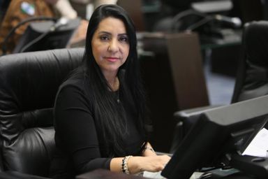 Cantora Mara Lima destaca importância da CPI do Feminicídio