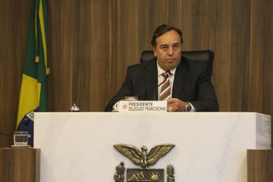 CCJ aprova parecer à emenda apresentada ao projeto que autoriza o Governo a contratar empréstimo