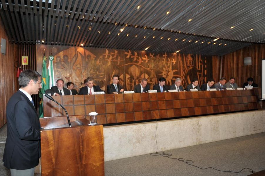 Secretário de Estado da Infraestrutura e Logística, José Richa Filho durante a CPI do Pedágio. 