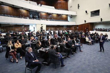 Escola do Legislativo divulga o número de participantes por instituição para a 5ª edição do Parlamento Universitário
