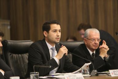 CCJ adia votação das emendas apresentadas ao projeto que trata da licença-prêmio
