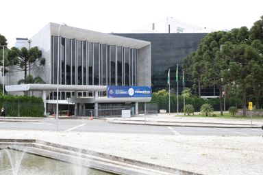 Saúde ganha destaque na agenda legislativa com debates, homenagem e repasse de recursos ao HCzinho