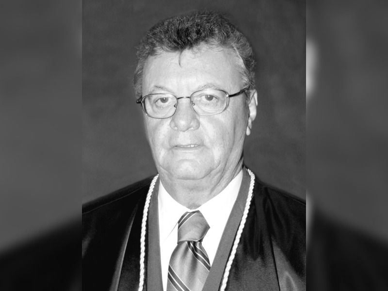 cobra repórter desembargador homenagem