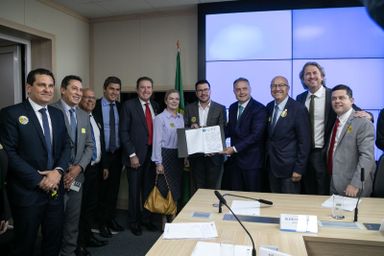 Após articulação de deputados do Paraná, trecho entre Paranavaí e Nova Londrina deverá ser duplicado