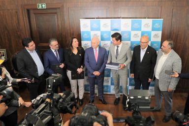 Governo entrega propostas da LOA e do PPA à Assembleia Legislativa