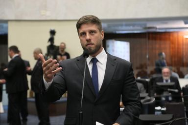 Requião Filho manifesta insatisfação com respostas recebidas do Governo
