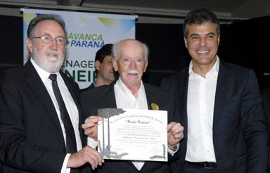 Homenagem a pioneiros marca festa dos 80 anos de Londrina