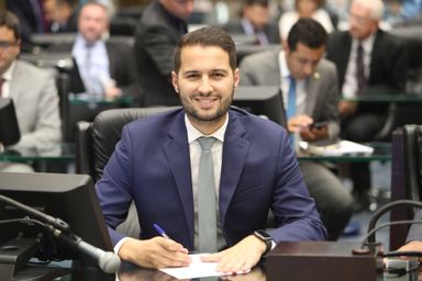 Assembleia aprova projeto que regulamenta Centrais Eletrônicas de Cartórios Extrajudiciais