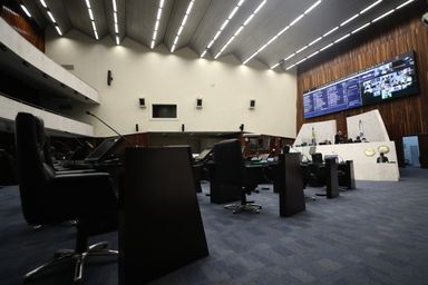 Assembleia inicia debate sobre projeto que regulamenta contribuições previdenciárias de servidores militares do Estado