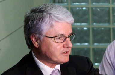 Rossoni determina revogação do decreto legislativo que criou a gratificação da Presidência
