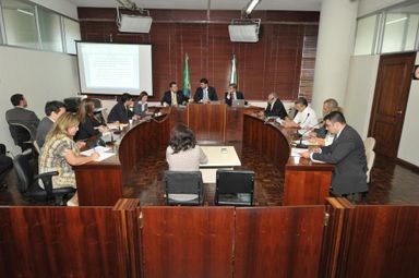 Comissão de Reforma do Regimento Interno começa a discutir questões que ainda provocam divergências