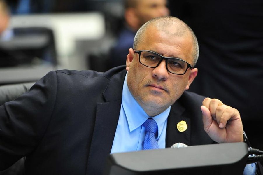 sd fruet requerimento pmpr