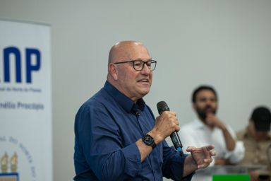 Deputado Luiz Claudio Romanelli (PSD) celebra abertura das inscrições para o curso de Medicina da UENP
