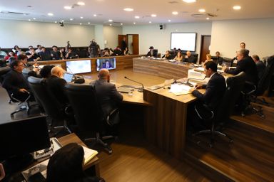 Conselho de Ética decide medidas disciplinares para Renato Freitas (PT) e Ricardo Arruda (PL) e recebe novos relatórios