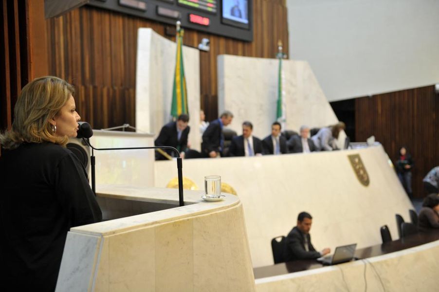 Mara Rossival Fernandes, gestora de ações estratégicas e projetos do Hospital do Câncer de Londrina  (HCL).