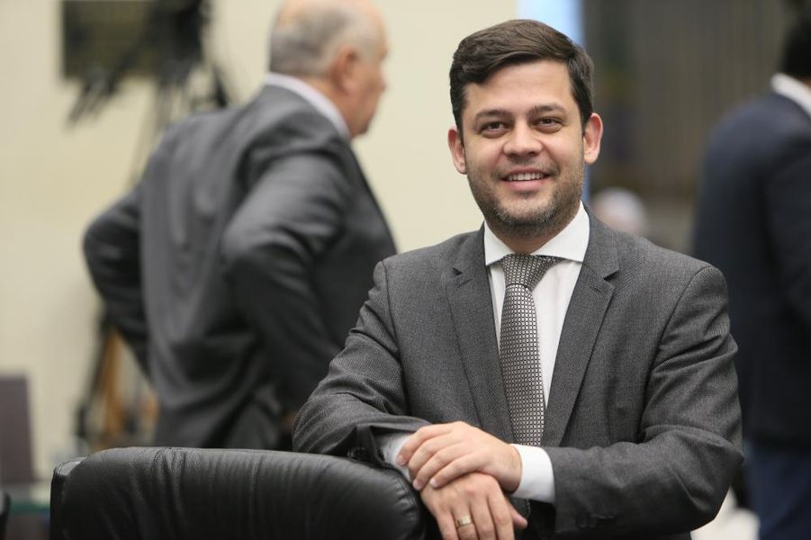 tião medeiros