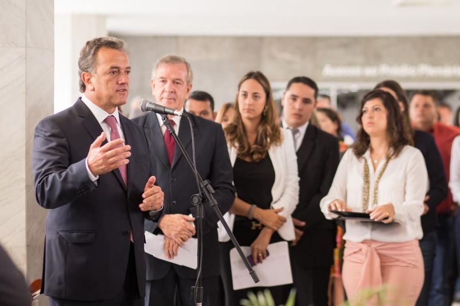 Plauto posse dos novos diretores