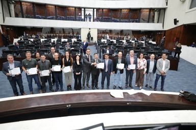 Deputado Goura (PDT) homenageia meteorologistas do SIMEPAR e destaca papel essencial da instituição para o Paraná