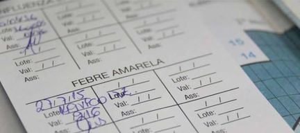 População deve atualizar a caderneta de vacinação antes da chegada da vacina contra a covid-19