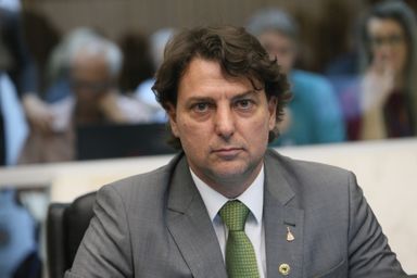 Deputado propõe política de incentivo à ovinocaprinocultura