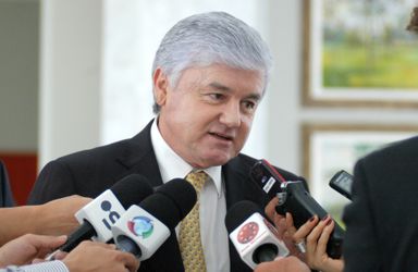 Presidente ressalta mudanças de comportamento na Assembleia e anuncia prestação de contas de 2011