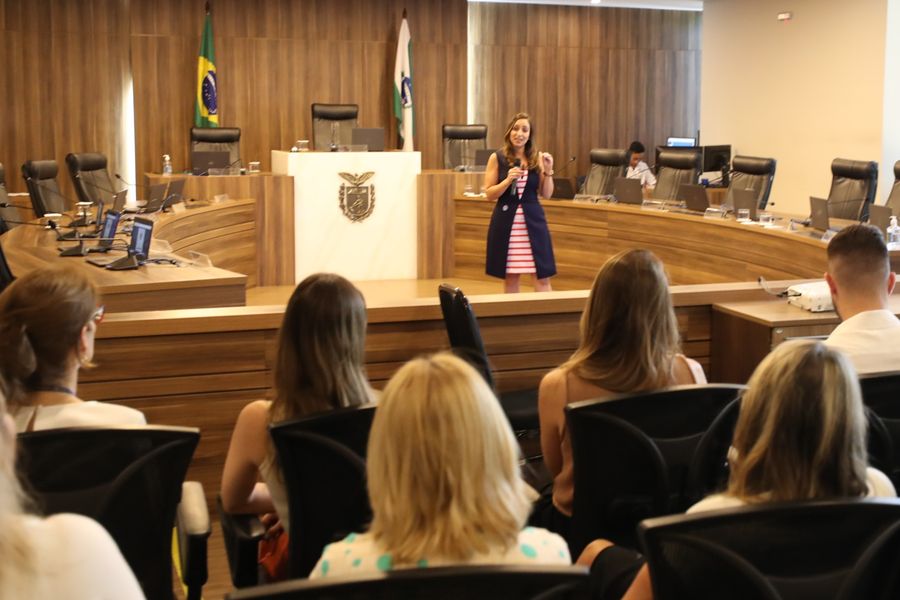palestra escola com