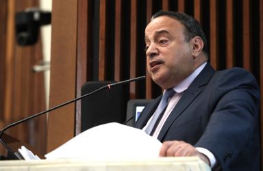 Com 100% de aprovação nos projetos do Governo, deputado Hussein Bakri (PSD) comemora 2023 de muitos avanços para o Paraná
