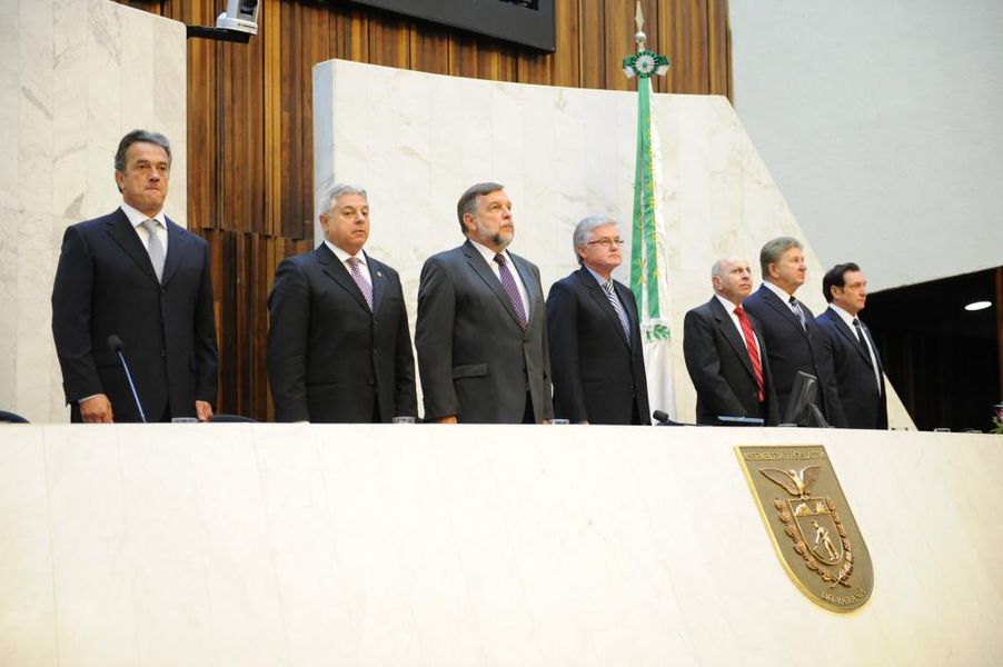 Assembleia Legislativa do Paraná tem sua primeira sessão plenária de 2014.