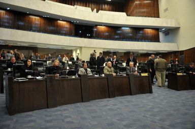 Projetos Luz Fraterna e que trata dos depósitos judiciais serão votados nesta quinta-feira (25)