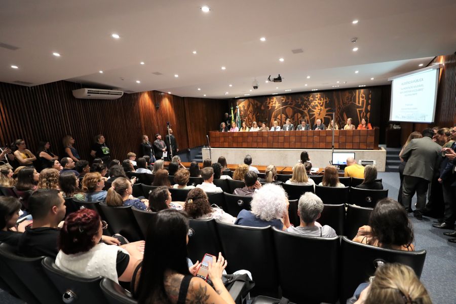 aud pub alimentação escolas