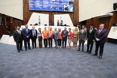 Sociedade Paranaense de Nefrologia faz palestra sobre doenças renais na Assembleia