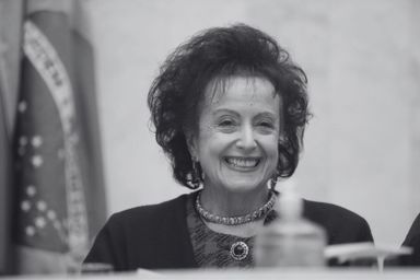 Assembleia Legislativa decreta luto de três dias pelo falecimento da primeira-dama de Curitiba, Margarita Pericás Sansone