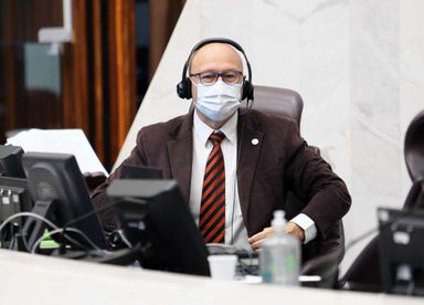 Professor Wagner Merege é homenageado na Assembleia Legislativa