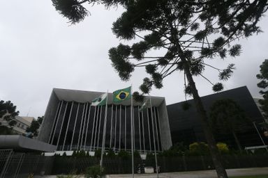 Emendas ao projeto que altera zoneamento da Ilha do Mel serão votadas na segunda-feira (08)