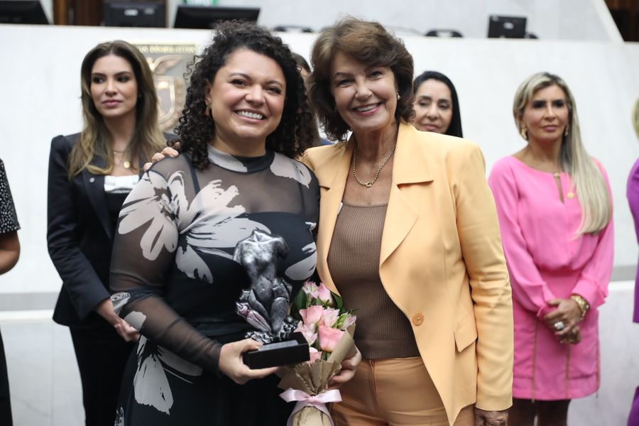 cristina premio rosy de macedo