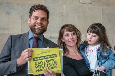Lei Pétala é regulamentada e garante acesso aos medicamentos à base de cannabis medicinal no Paraná