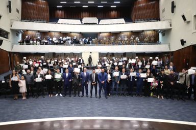 Empreendedores paranaenses mostram sua força em encontro realizado na Assembleia Legislativa