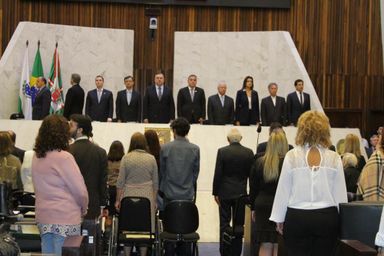 324 anos de Curitiba são celebrados com homenagens na Assembleia Legislativa