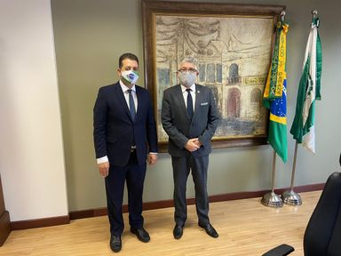 Deputado se reúne com vice-presidente do TJ-PR para discutir a volta do atendimento de vítimas de violência doméstica pelo IML