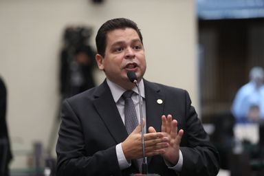 Comissão de Obras delibera a respeito de Frentes Parlamentares sobre o pedágio na Assembleia