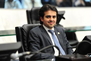 Deputado Guerra propõe Frente Parlamentar de bem-estar, proteção e defesa dos direitos dos animais
