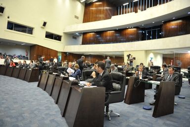 Deputados aprovam projeto que regulamenta venda de ingressos para a Copa do Mundo