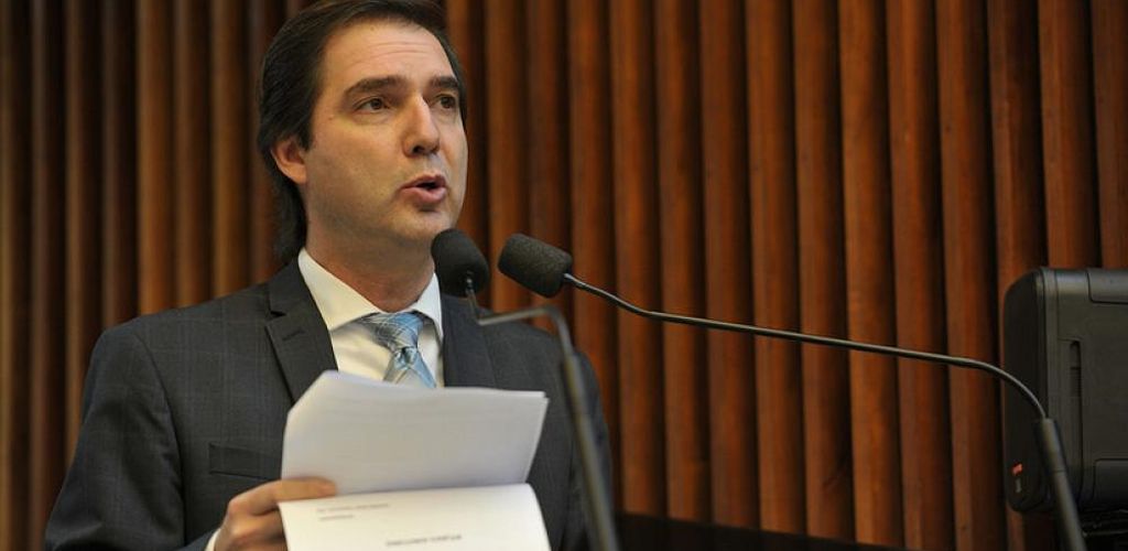 Deputado Wilson Quinteiro (PSB) durante a sessão plenária de terça-feira (22).