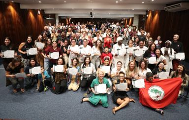Sessão solene na Assembleia homenageia mulheres que estão na linha de frente das lutas sociais