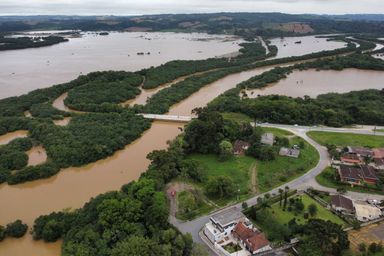 Projeto de lei de “contenção de enchentes” passa a ser lei no Paraná