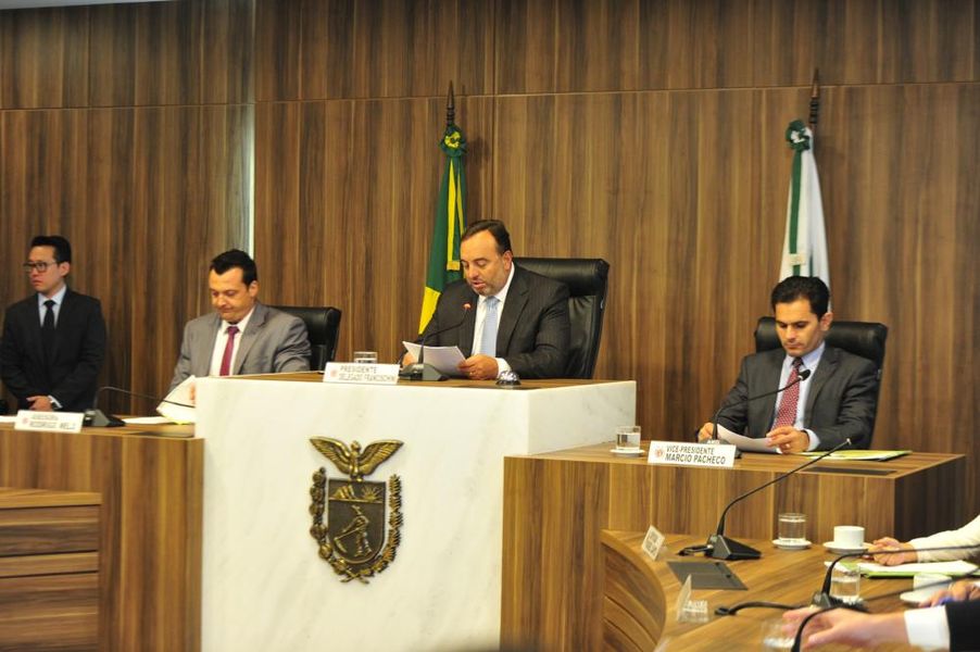 Reunião extra da CCJ dia 20