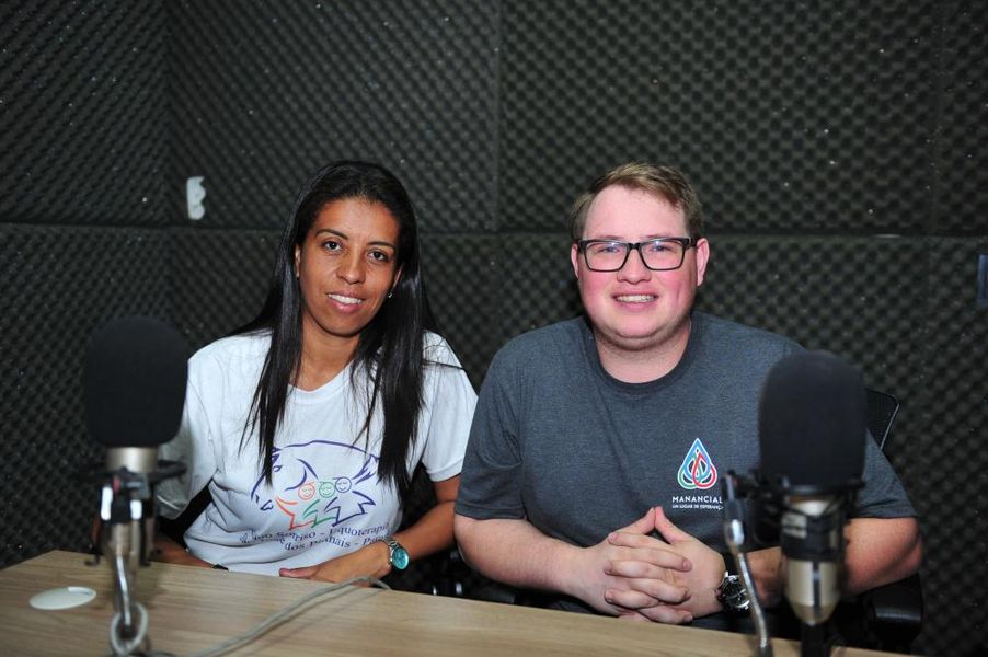 Rádio - Felipe e Rosana