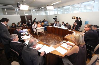 Duas mensagens do Executivo entram na pauta da CCJ nesta terça-feira (27)